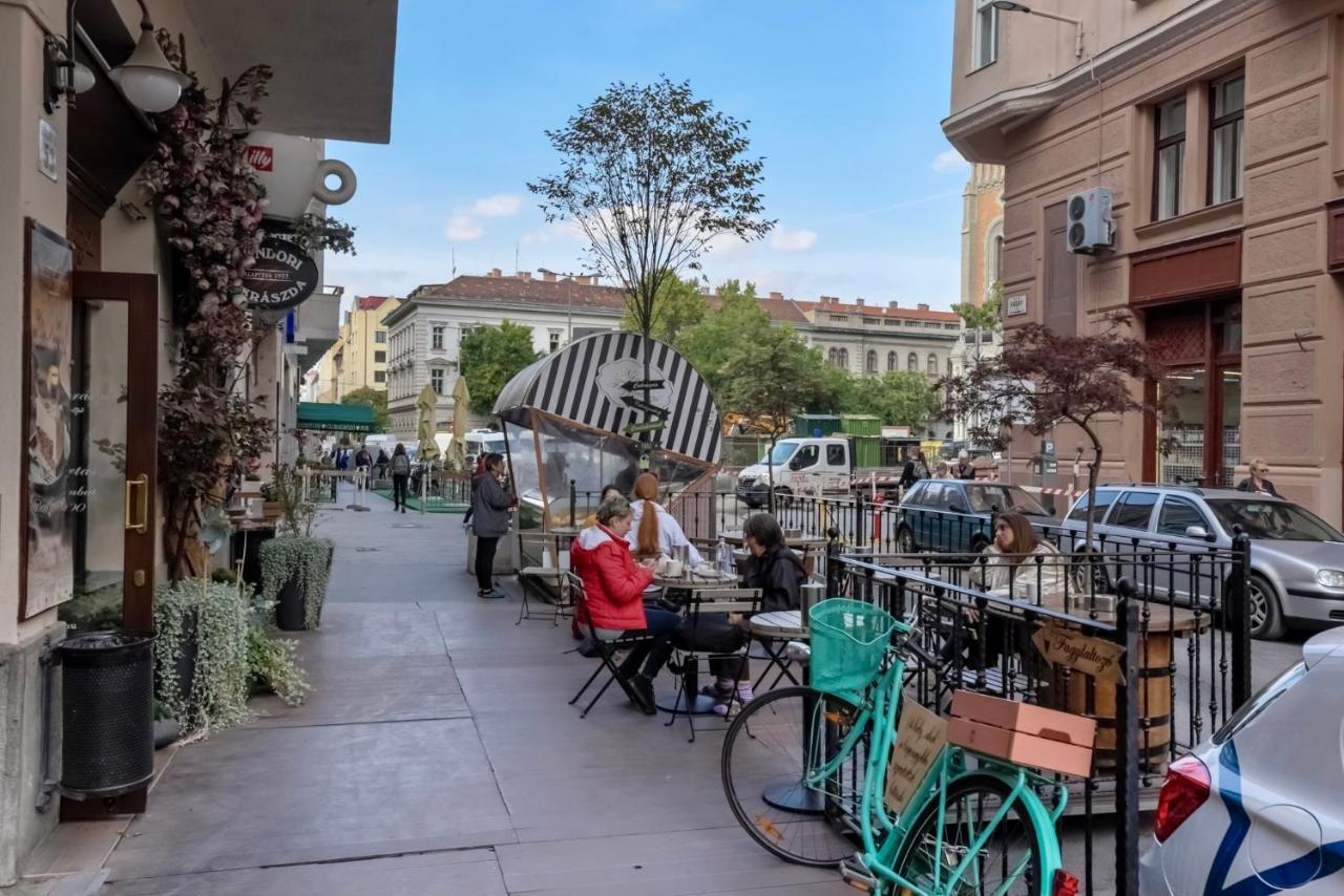 Corvina Apartment Budapest With Free Private Parking Esterno foto
