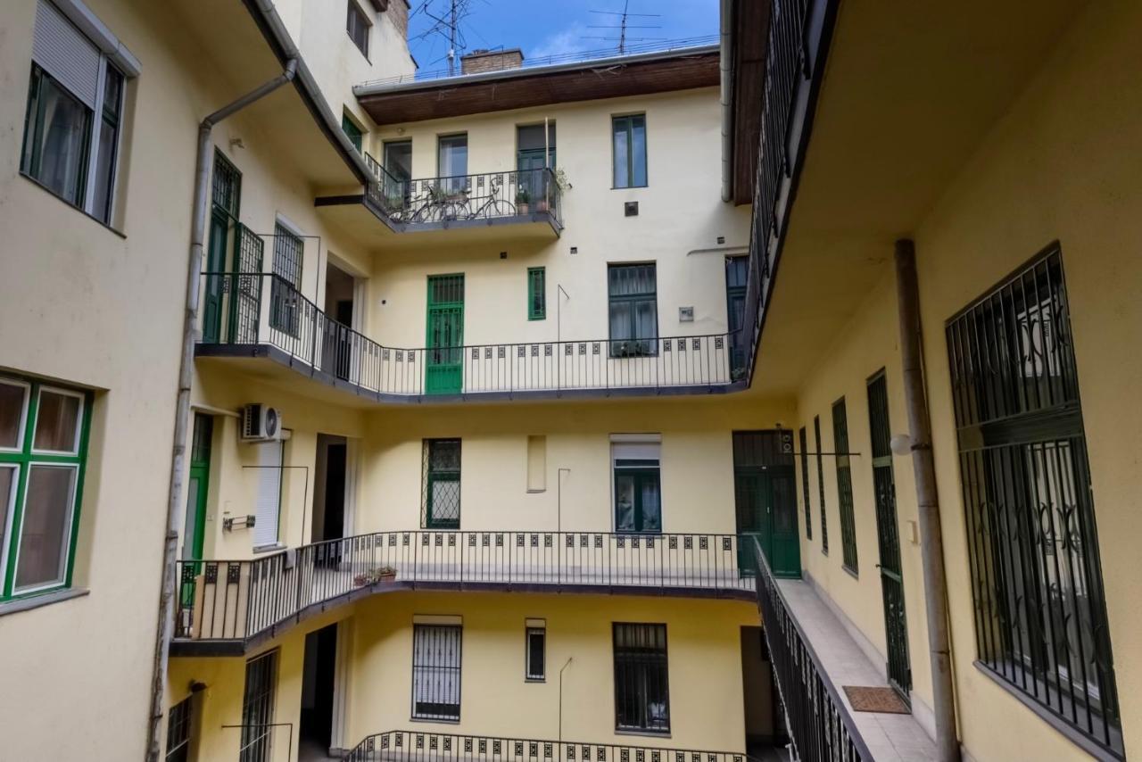 Corvina Apartment Budapest With Free Private Parking Esterno foto